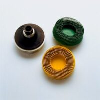 3M™ Roloc™ Bristle Disc Kit 982RS, 2 in - Image 3