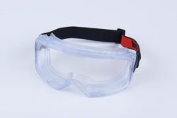 3M™ GoggleGear™ Protective Goggle 3000 Series GG3101-SGAF, PVC Shroud, Clear Scotchgard™ AF/AS Lens, Cloth Strap, 10 EA/Case image 3M™ GoggleGear™ Protective Goggle 3000 Series GG3101-SGAF, PVC Shroud, Clear Scotchgard™ AF/AS Lens, Cloth Strap, 10 EA/Caseimage