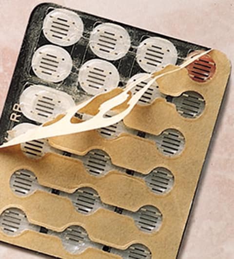 3M™ Double Coated Double Linered Tape 7953MPD, Clear, 6 in x 540 yd, 1 Roll/Case - Image 3